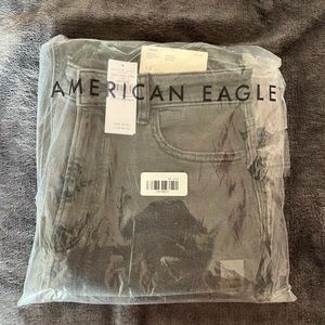black american eagle mom jeans